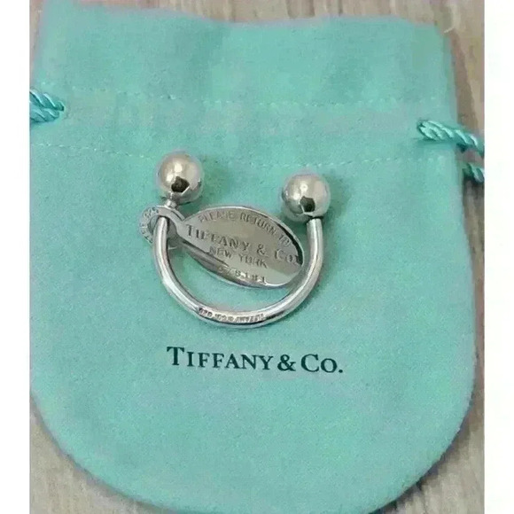 Tiffany & Co Sterling Silver Return to Tiffany Oval Tag Screwball Key Ring - Picture 6 of 7